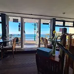 Marina Metro Ξενοδοχείο 3*