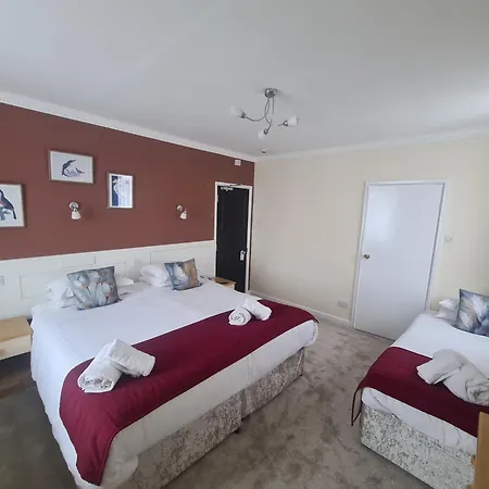 Hotel Marina Metro 3*