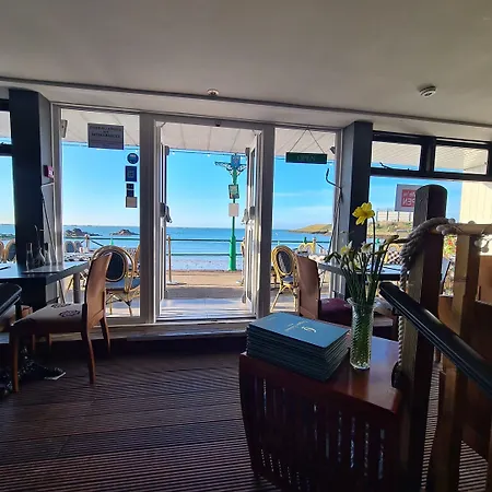 Marina Metro Otel 3*