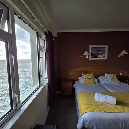 Ξενοδοχείο Marina Metro 3*