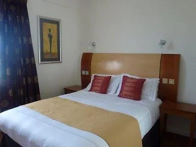 Marina Metro Saint Helier