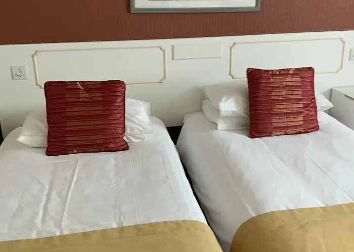 Marina Metro سانت هلير جيرسي