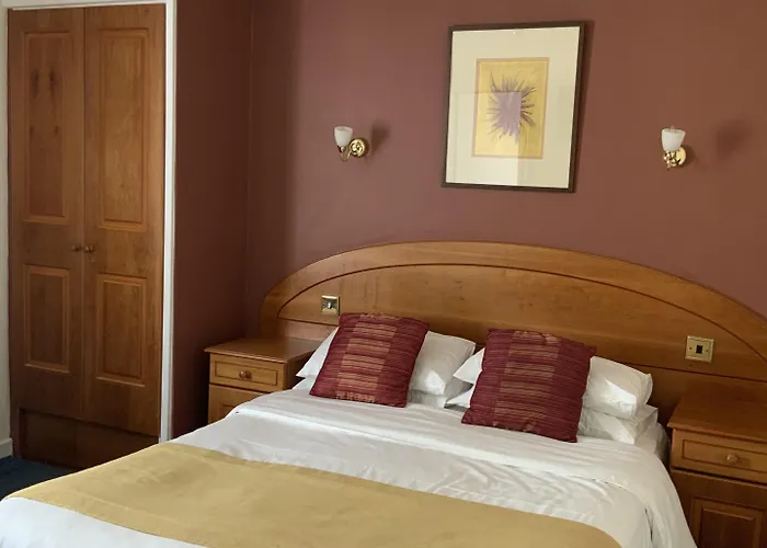 Hotel Marina Metro 3*