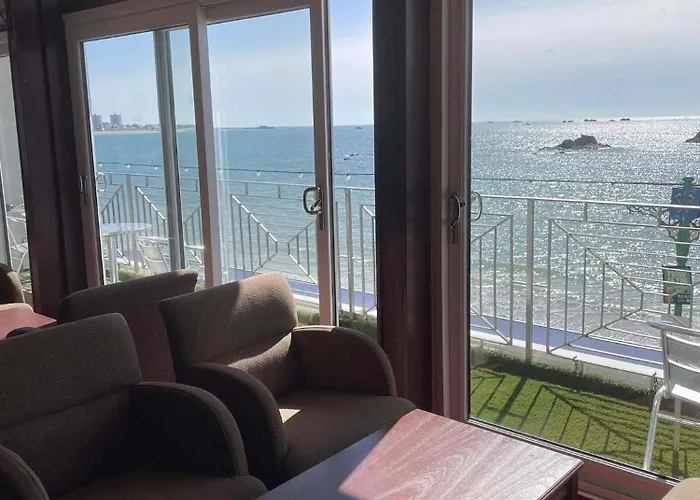 Hotel Marina Metro Saint Helier